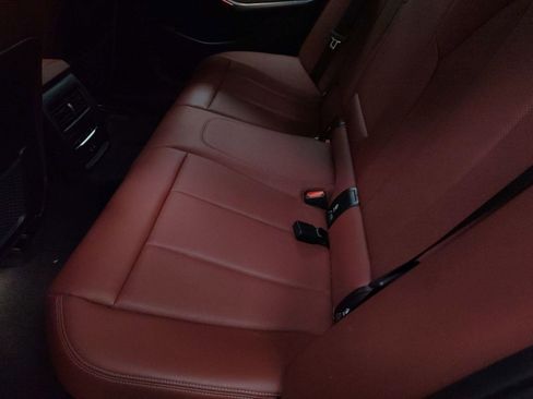 Used 2023 BMW 330i Sedan w/ Premium Package image 23