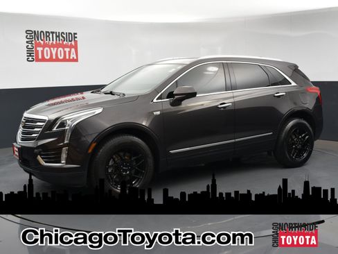 Used 2017 Cadillac XT5 Luxury w/ Driver Awareness Package image 1