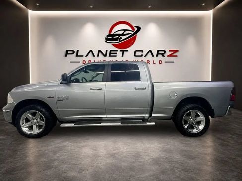 Used 2021 RAM 1500 Classic SLT AWD/4WD image 8