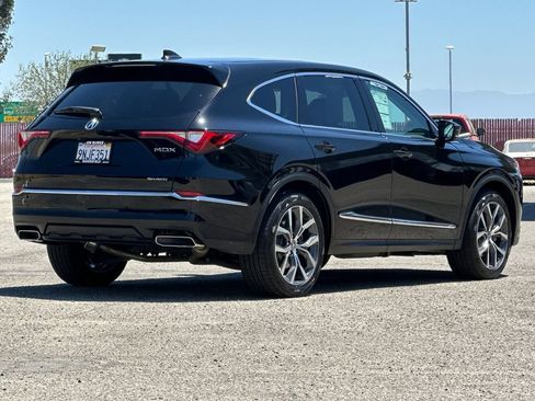 Used 2024 Acura MDX SH-AWD w/ Technology Package image 3