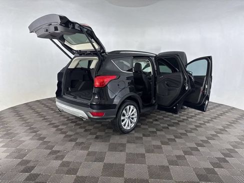 Used 2019 Ford Escape SEL AWD/4WD image 14