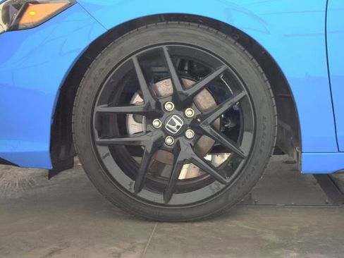 Used 2025 Honda Civic Sport image 13