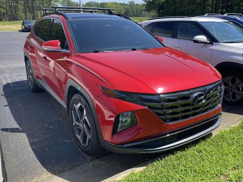 Used 2022 Hyundai Tucson Limited FWD image 3