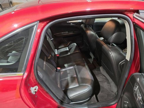 Used 2014 Chevrolet Impala LTZ FWD image 31