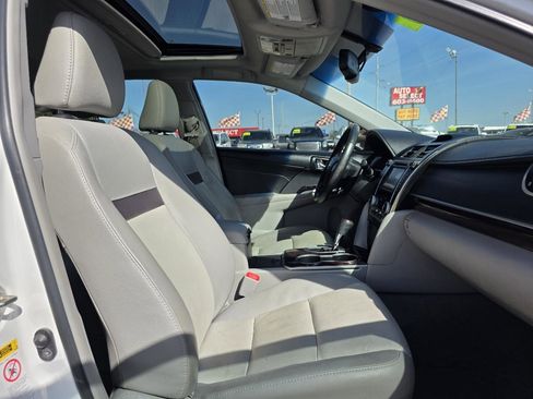 Used 2014 Toyota Camry XLE image 20