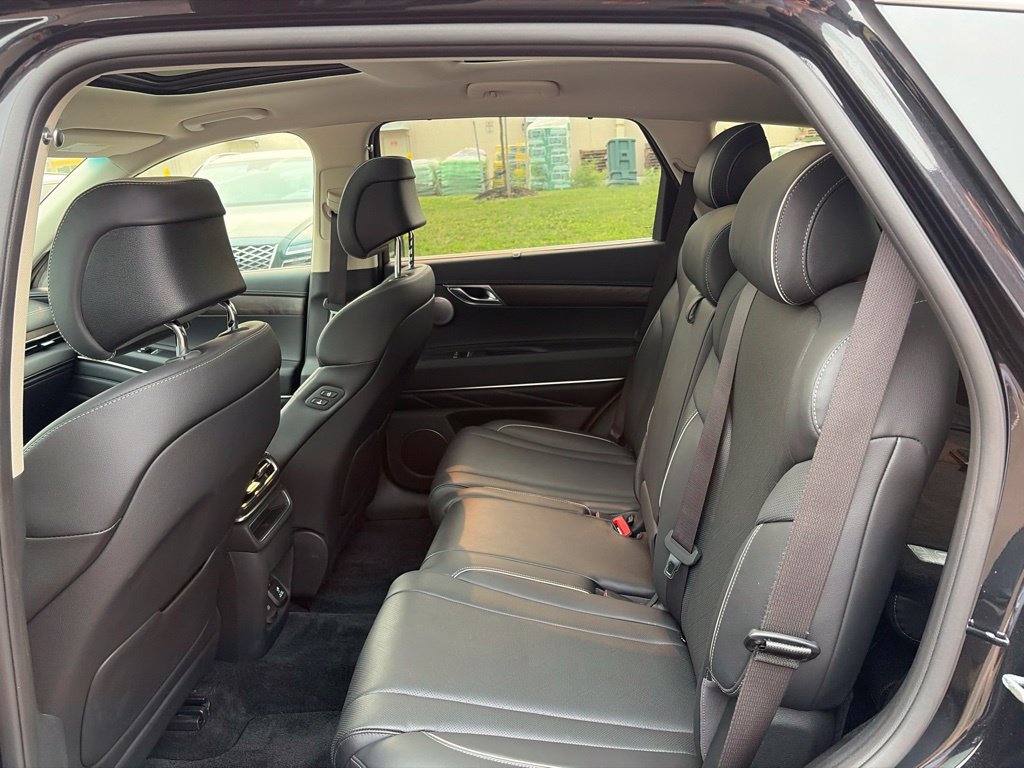 Certified 2026 Genesis GV80 2.5T Advanced AWD/4WD image 19
