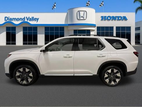 New 2026 Honda Pilot Touring image 6