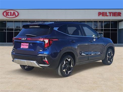 Certified 2025 Kia Seltos EX image 6