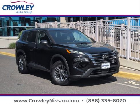 Certified 2025 Nissan Rogue S AWD/4WD image 1