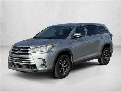 Used 2019 Toyota Highlander LE