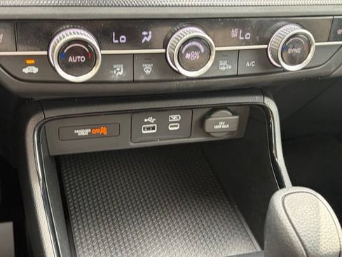 Used 2023 Honda CR-V EX image 22