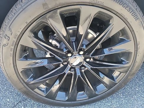 Certified 2026 Cadillac Escalade Platinum Sport w/ LPO, ONYX Package AWD/4WD image 7