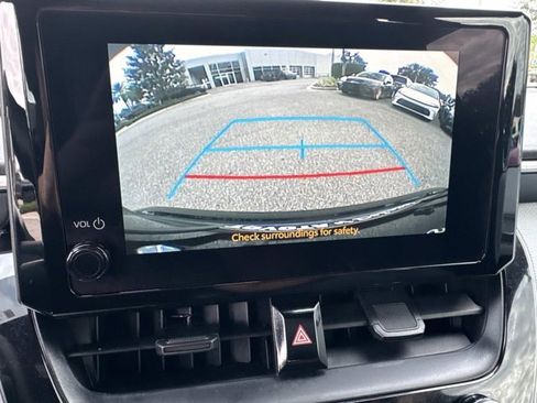 Certified 2025 Toyota Corolla SE image 29