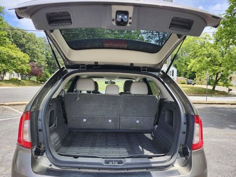 Used 2013 Ford Edge SEL FWD image 11