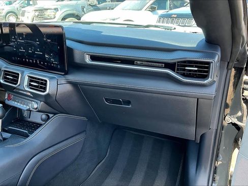 Used 2024 Ford Mustang GT Premium image 17