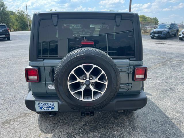 Used 2024 Jeep Wrangler Sport AWD/4WD image 6