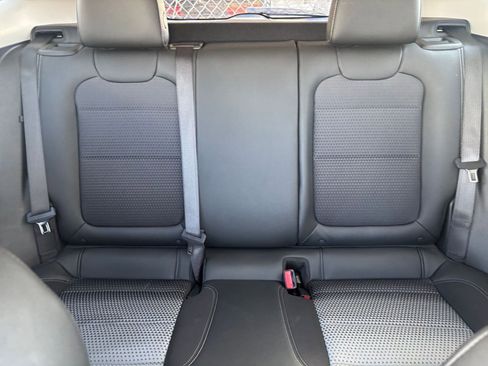 Used 2025 Chevrolet Trax LT image 37