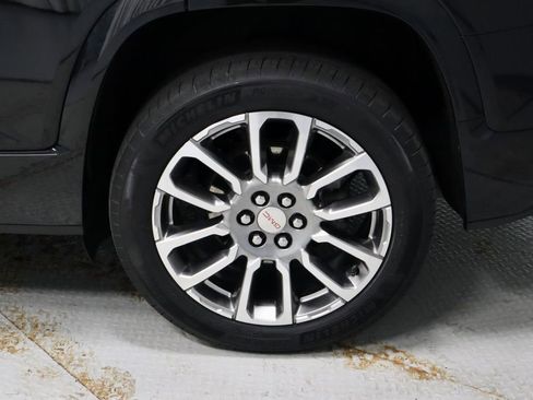 Used 2023 GMC Acadia Denali w/ Denali Ultimate Package AWD/4WD image 19