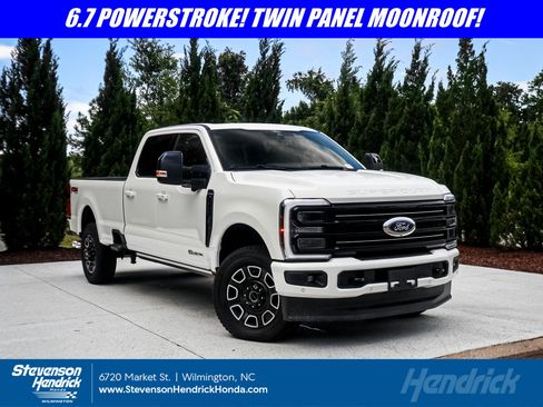 Used 2026 Ford F350 Platinum AWD/4WD image 1