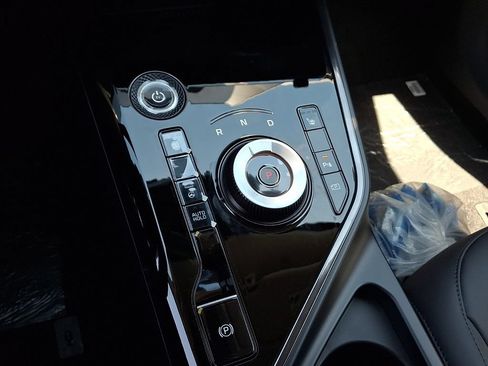 New 2026 Kia Niro Wind w/ Wind Preserve Package FWD image 7