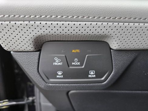 New 2026 Volkswagen Atlas Peak Edition AWD/4WD image 24