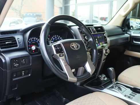 Used 2017 Toyota 4Runner SR5 image 39