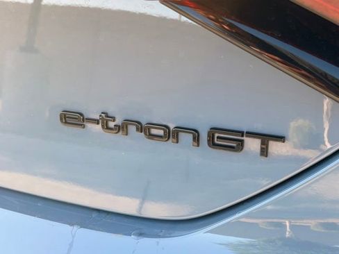 Used 2024 Audi RS e-tron GT w/ Carbon Performance Package AWD/4WD image 8