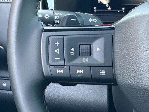 New 2026 Nissan Pathfinder SL w/ SL Premium Package AWD/4WD image 37