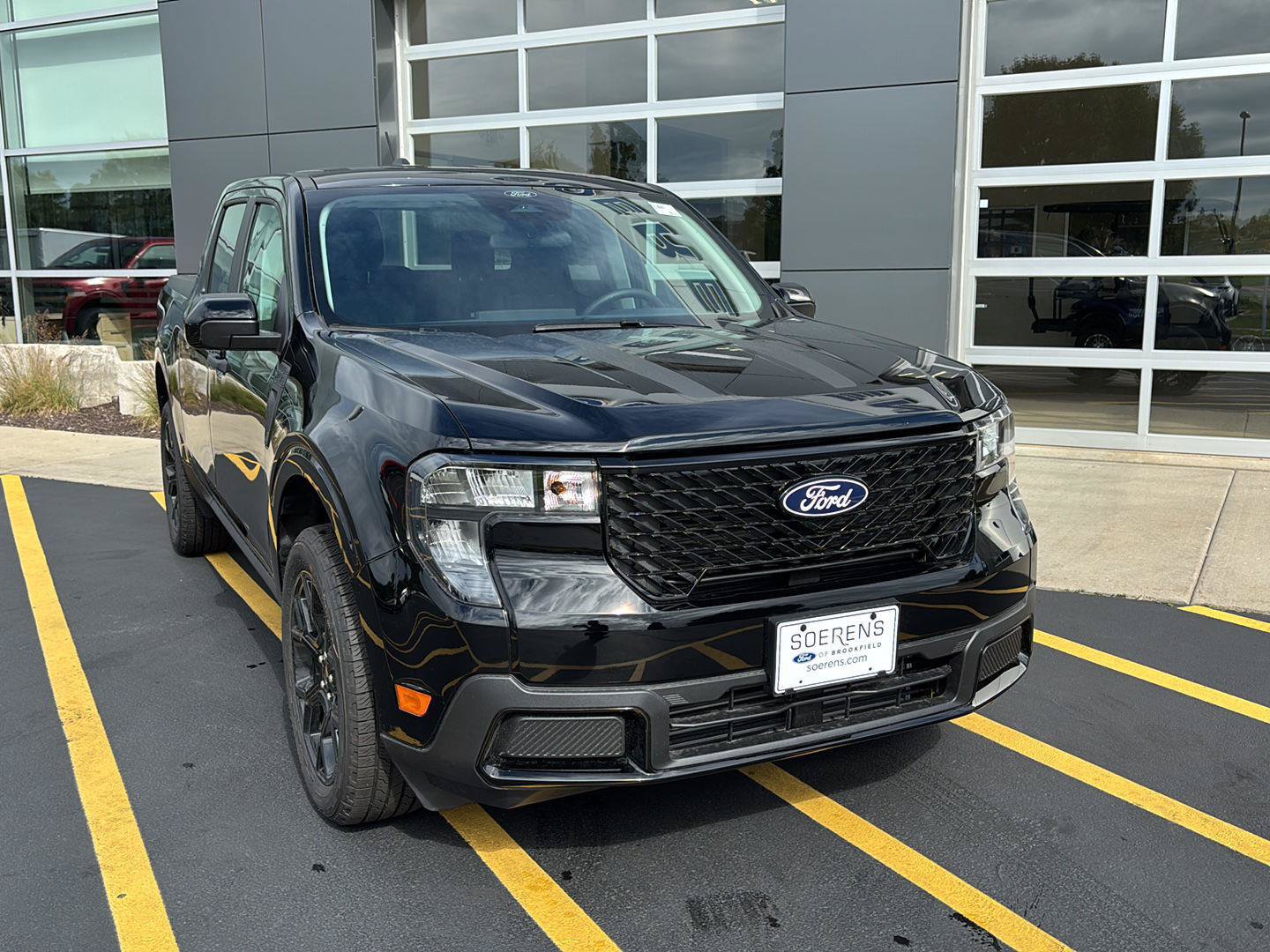New 2026 Ford Maverick XLT w/ Black Appearance Package AWD/4WD image 4
