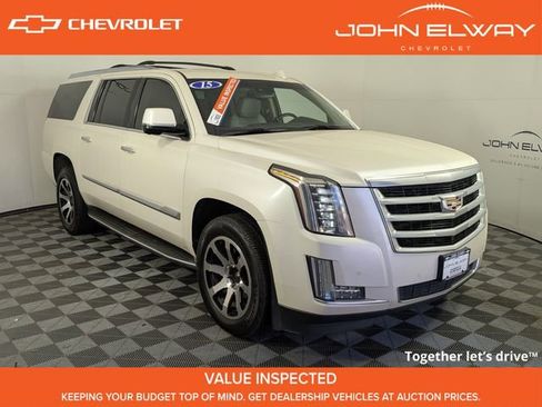Used 2015 Cadillac Escalade ESV Luxury image 9