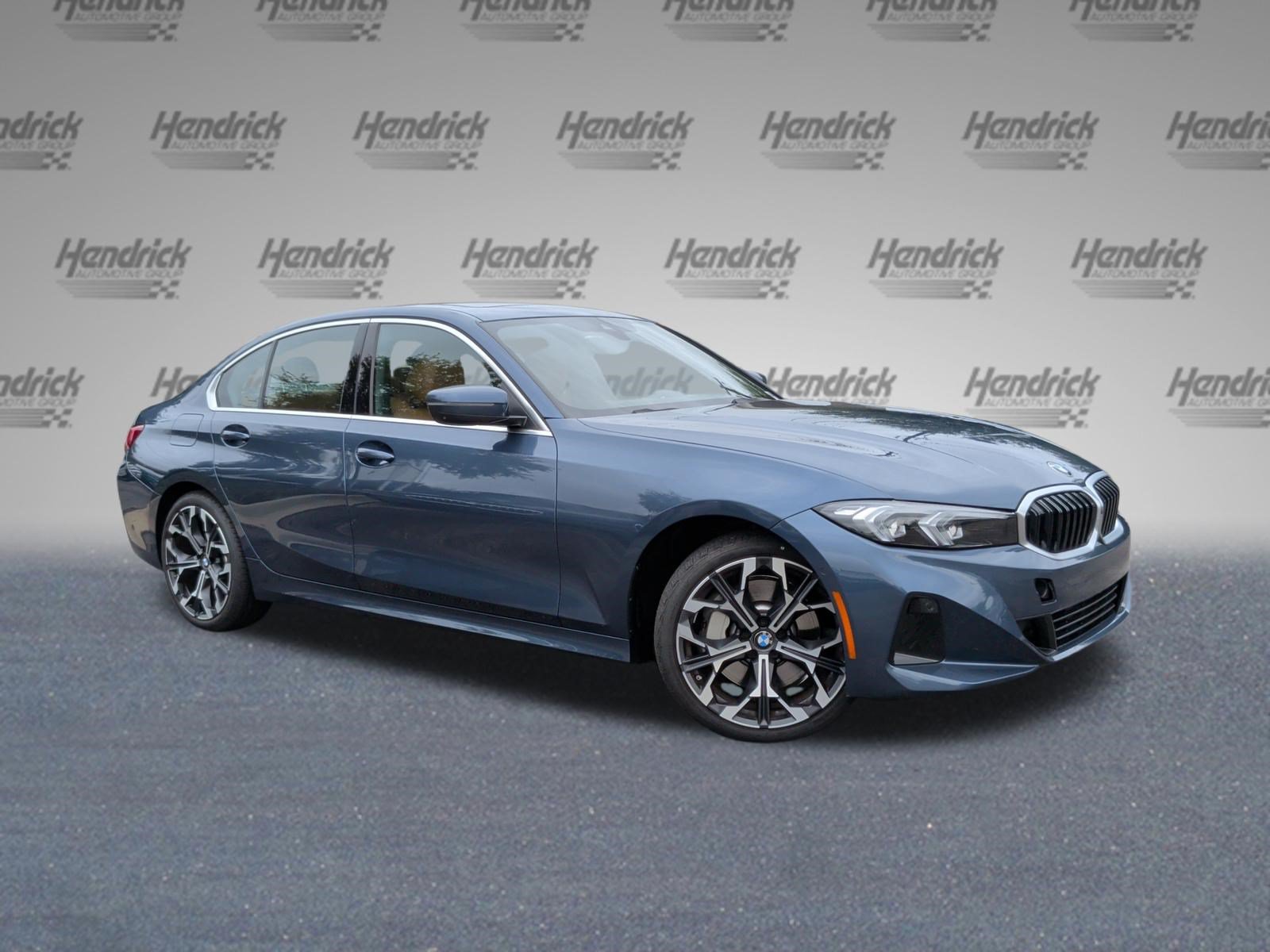 Certified 2026 BMW 330i Sedan RWD image 2