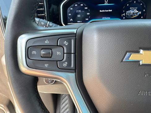 Used 2024 Chevrolet Silverado 2500 LT w/ Convenience Package AWD/4WD image 25