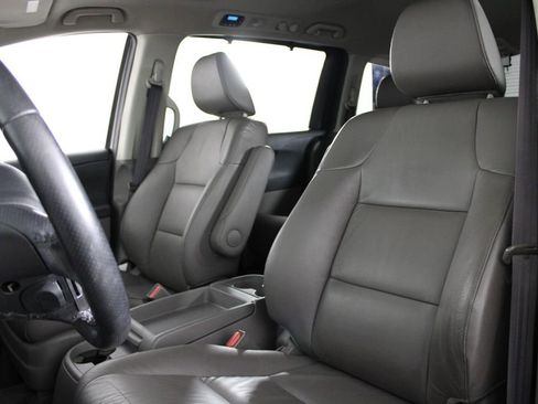 Used 2012 Honda Odyssey EX-L image 17