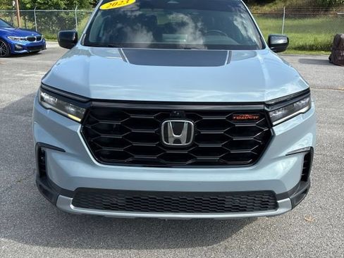 Used 2023 Honda Pilot TrailSport image 35