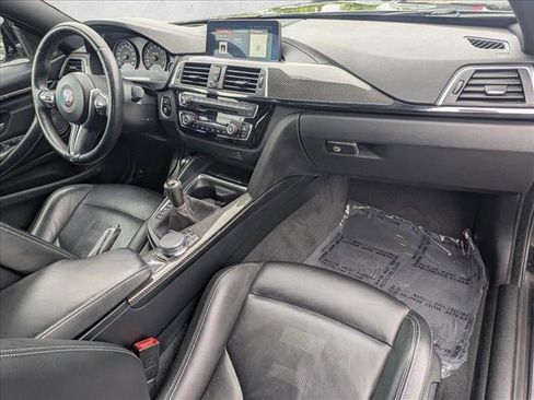 Used 2018 BMW M4 Coupe w/ Competition Package RWD image 21