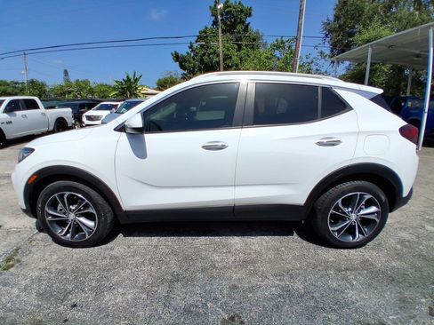 Used 2021 Buick Encore GX Select FWD image 3