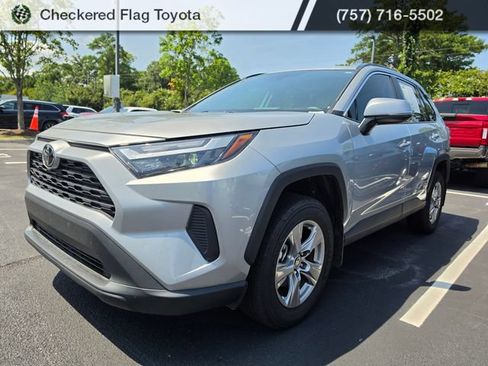 Used 2025 Toyota RAV4 XLE w/ Convenience Package FWD image 1