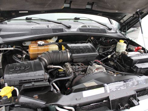 Used 2003 Jeep Liberty Limited image 18