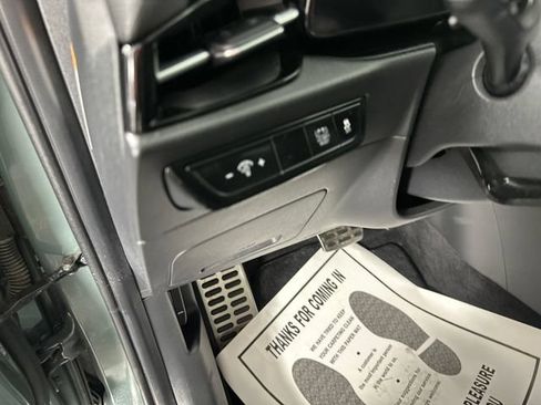 Used 2023 Kia Niro EX Touring FWD image 21