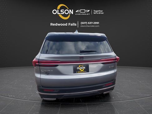 Used 2025 Buick Enclave Preferred AWD/4WD image 4