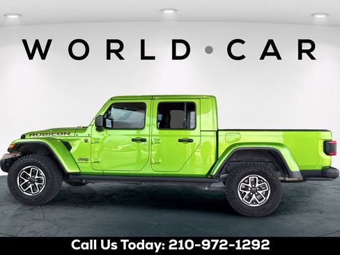 Used 2025 Jeep Gladiator Rubicon w/ Steel Bumper Group AWD/4WD image 13