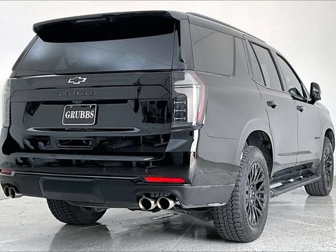 Used 2025 Chevrolet Tahoe Z71 w/ Z71 Off-Road Package AWD/4WD image 2