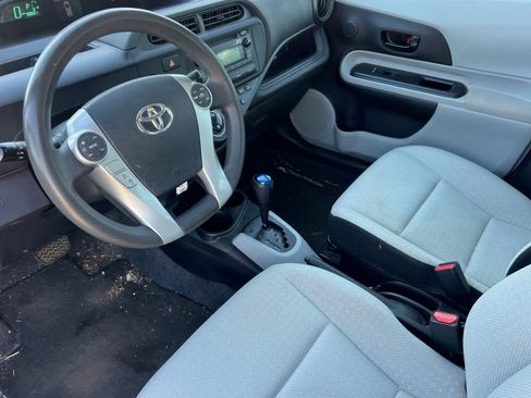Used 2013 Toyota Prius C One FWD image 9