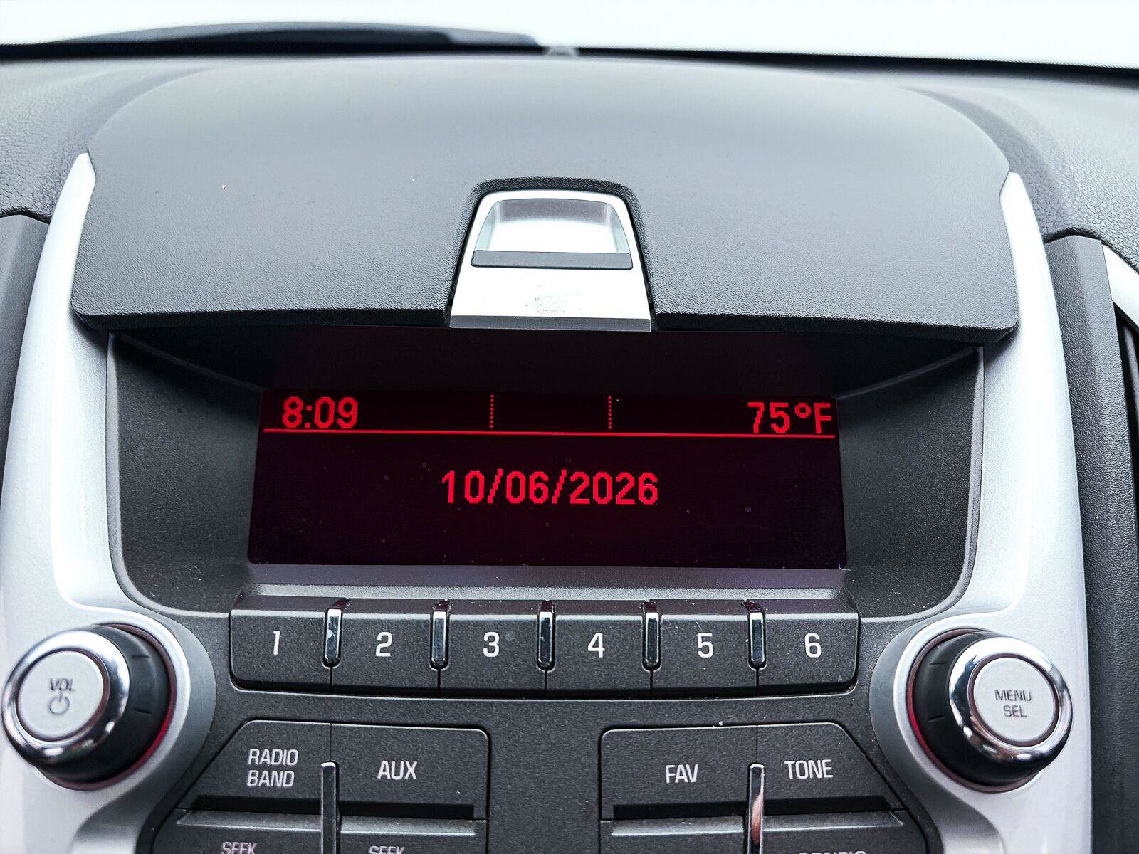 Used 2011 GMC Terrain SLE FWD image 4