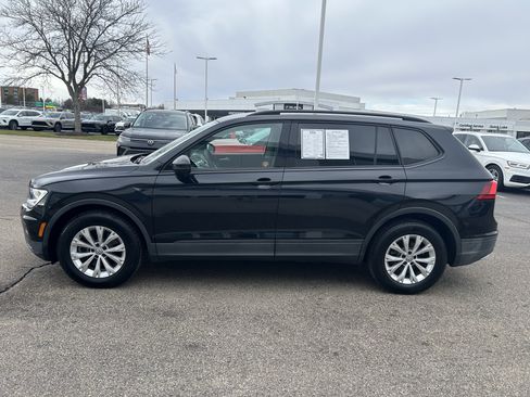 Used 2019 Volkswagen Tiguan S image 4