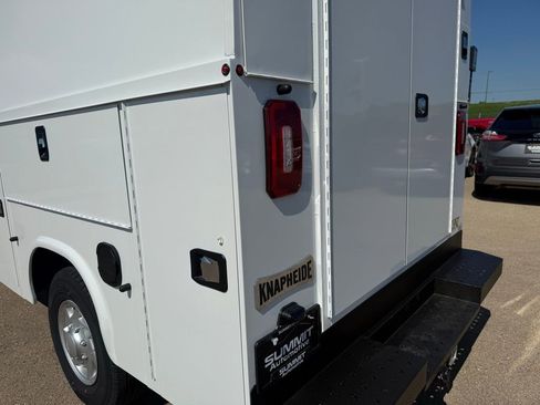New 2026 Ford E-350 and Econoline 350 Super Duty w/ Power Equipment Group RWD image 24