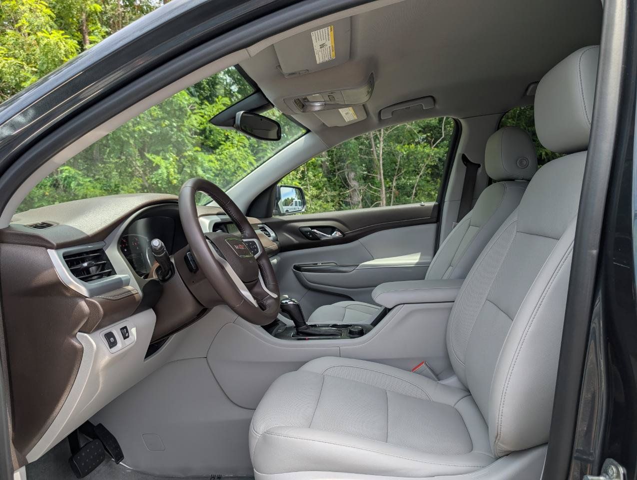 Used 2019 GMC Acadia SLT FWD image 13