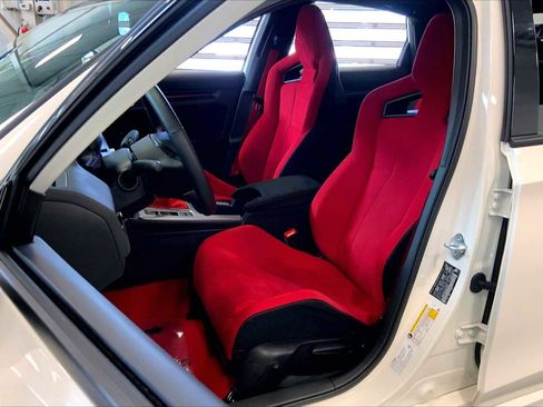 Used 2025 Honda Civic Type R image 8