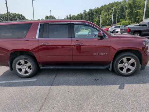 Used 2017 Chevrolet Suburban LT AWD/4WD image 2