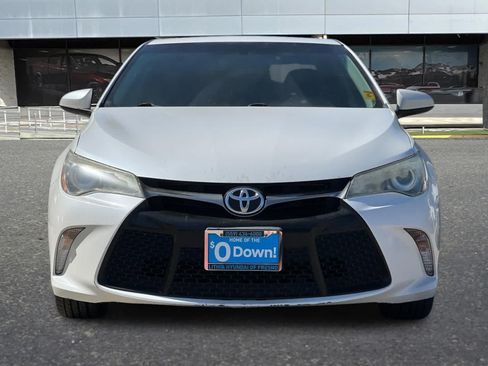 Used 2017 Toyota Camry SE FWD image 11